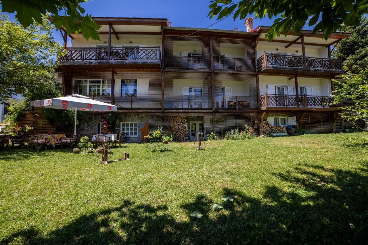 Hotel Ξενοδοχειο Παπαναγιωτου Neraïdochóri Exterior foto
